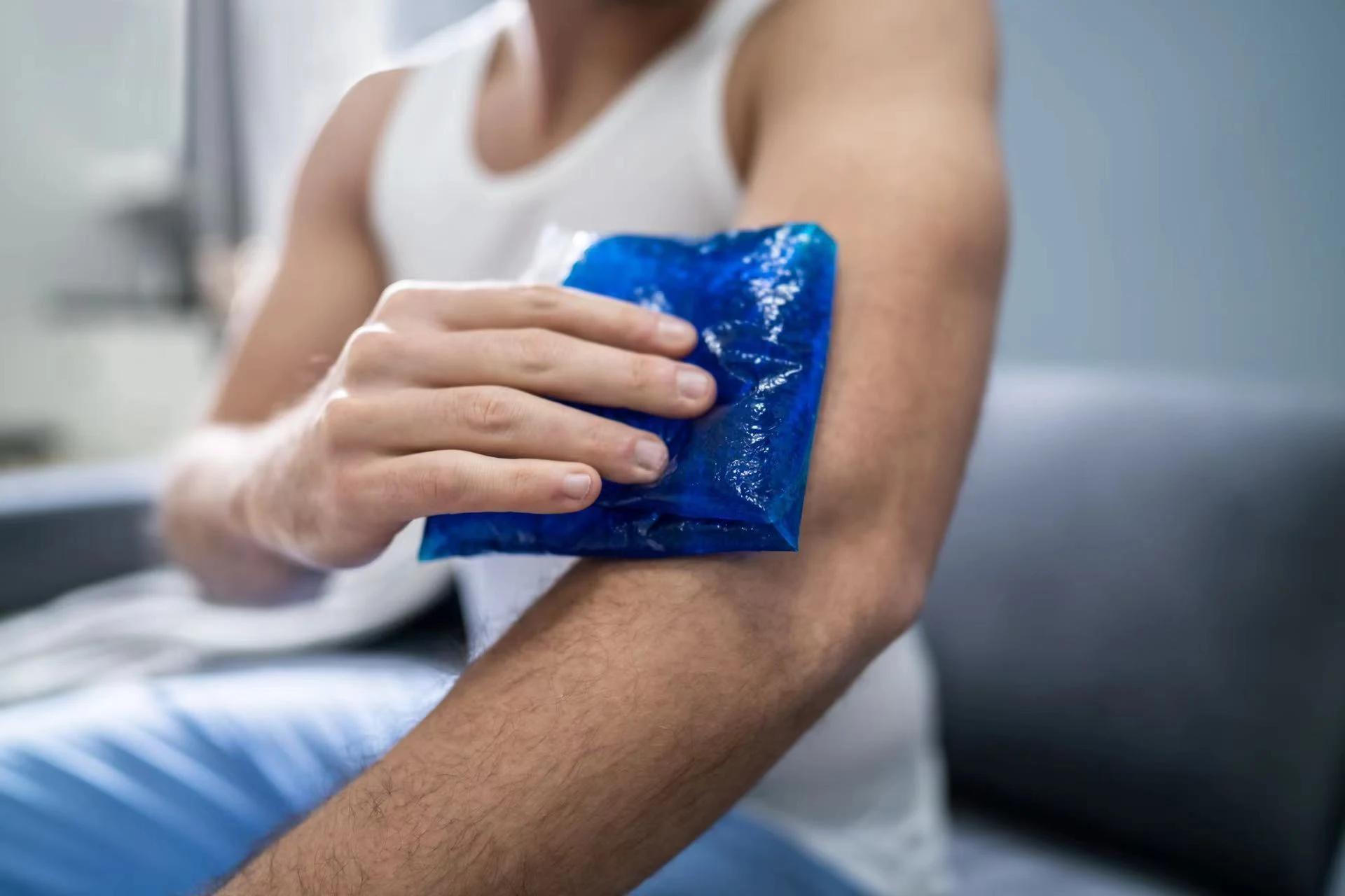 Hot & Cold Gel Packs: The Go-To Solution for Family Pain Management at Home