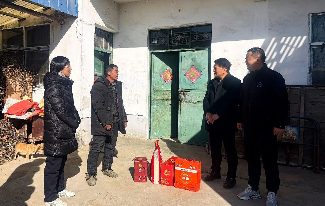 Anhui INTCO Medical Conducts Spring Festival Visits and Care Activities
