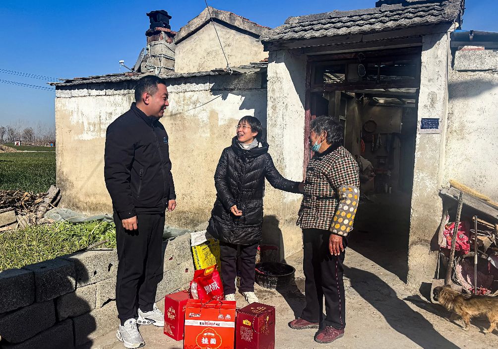 Anhui INTCO Medical Conducts Spring Festival Visits and Care Activities