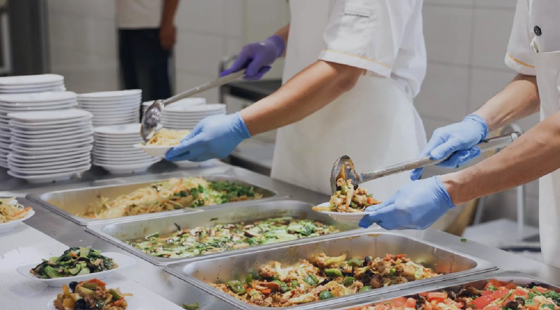 Dining & Meal Benefits1@2x
