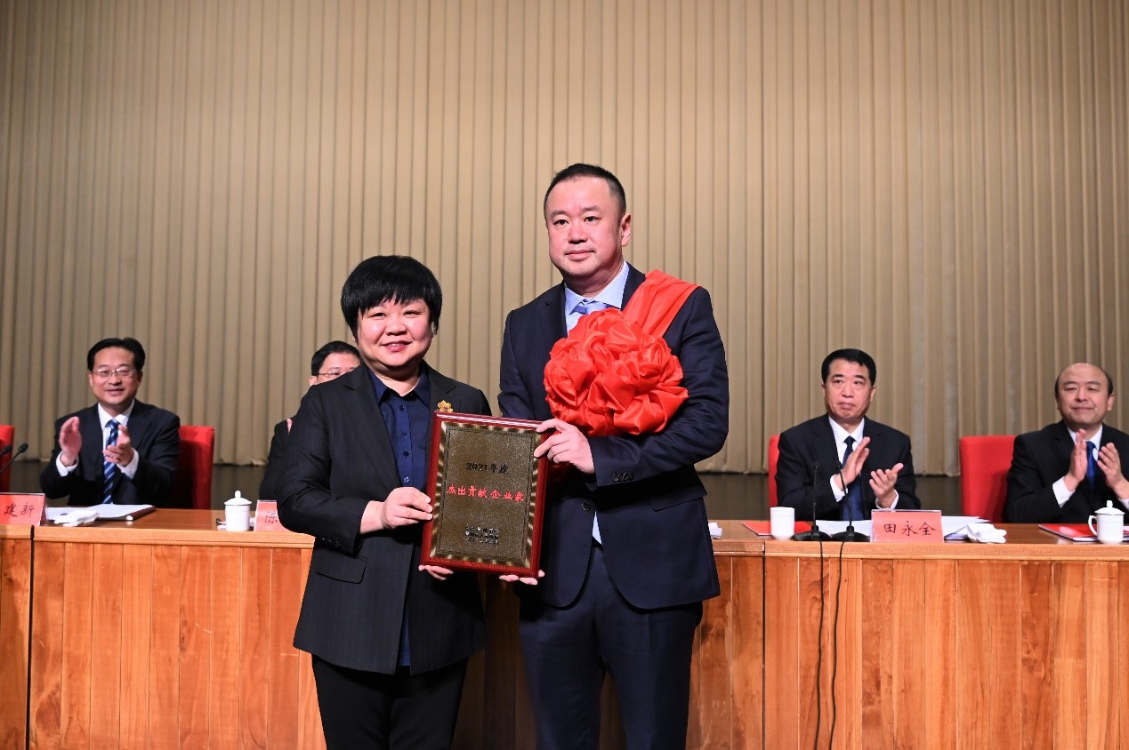 INTCO Medical And The Chairman, Frank Liu Was Honored By Qingzhou City