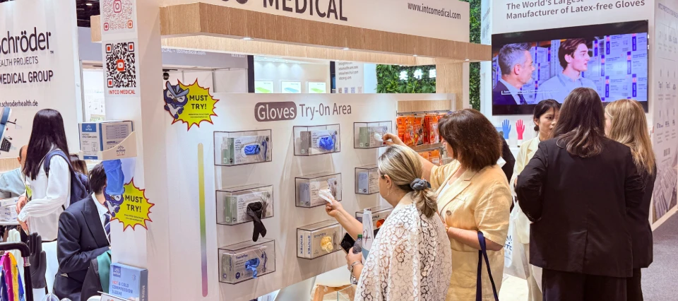INTCO Medical Showcases Latex-Free Nitrile Gloves in Dubai