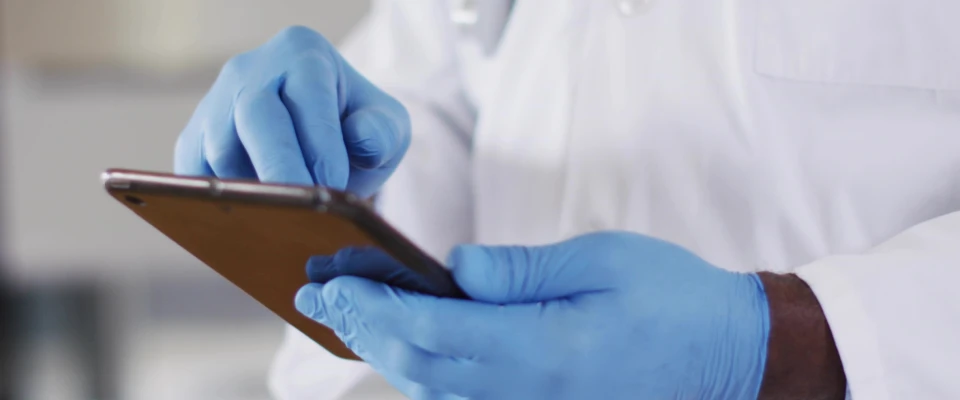 Medical Glove Supplier Guide 2026: How to Choose the Right Manufacturer